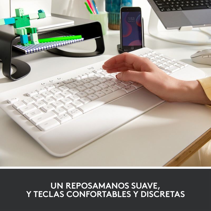 Teclado Inalámbrico BT/Bolt Logitech Signature K650 con Diseño Confortable, Blanco