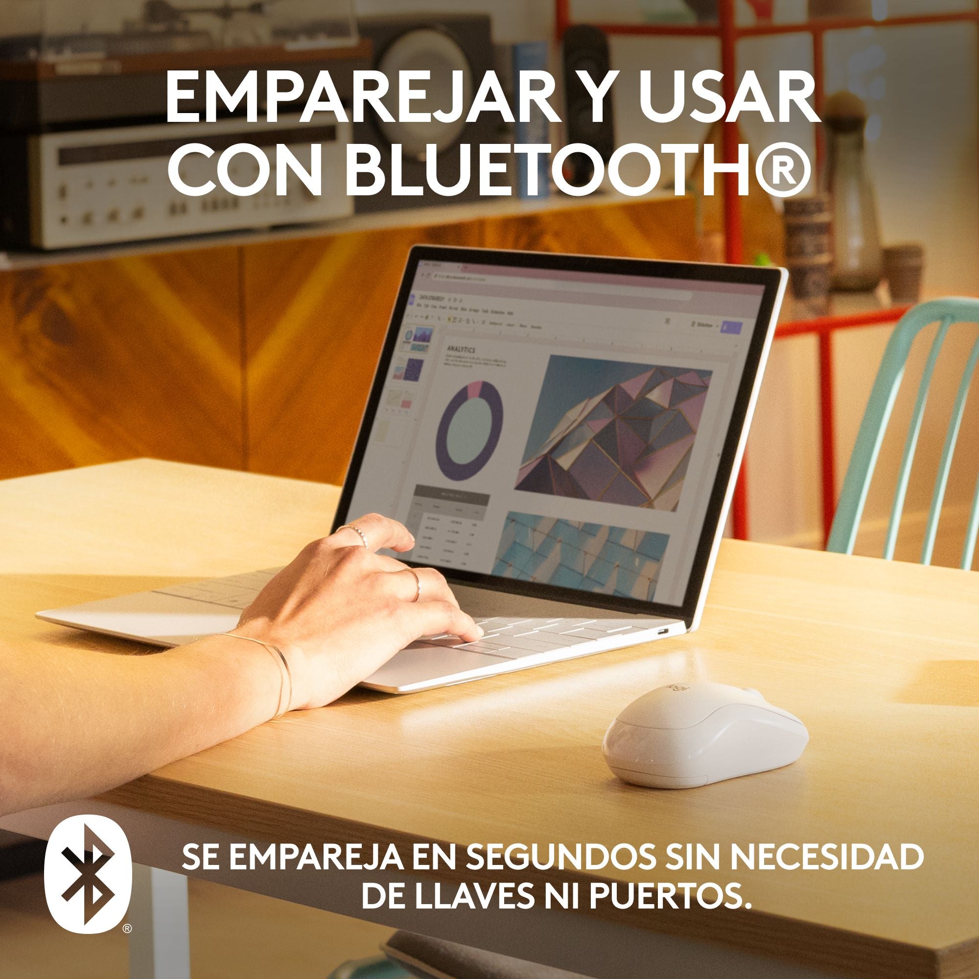 Teclado Bluetooth Inalámbrico Logitech K250 Compacto + Logitech M240 Silencioso Ratón Bluetooth Inalámbrico - Blanco
