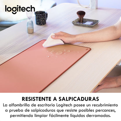 Combo Inalámbrico Logitech Teclado Wave Keys + Mouse Ergonomico Lift + Padmouse DeskMat Lila Rosa
