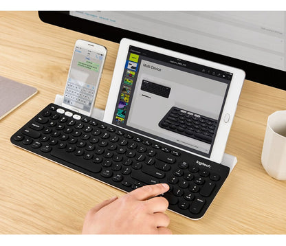 Teclado Inalámbrico Logitech K780 Bluetooth Multidispositivo con Base Tablet Celular + Mouse Inalámbrico Logitech Signature Comfort Plus M850 L + Pad Mouse Studio Series